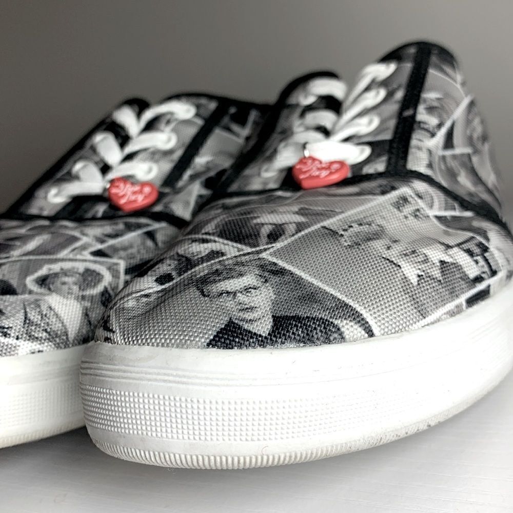 I Love Lucy Sneakers from Bradford Exchange - Women’s Size 10 - Picture 7 of 9